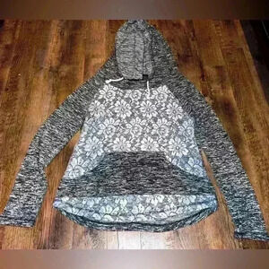 Miss chievous women’s hoodie lace front - size L